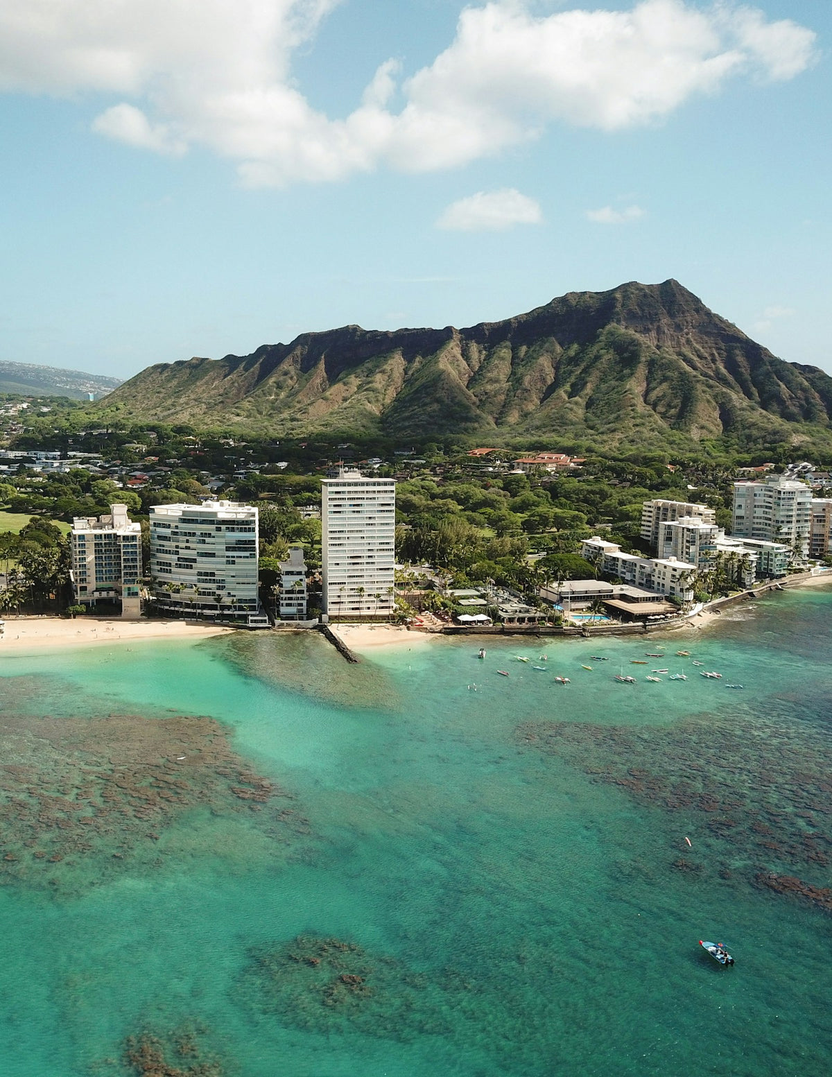 Honolulu y Diamond Head desde el aire