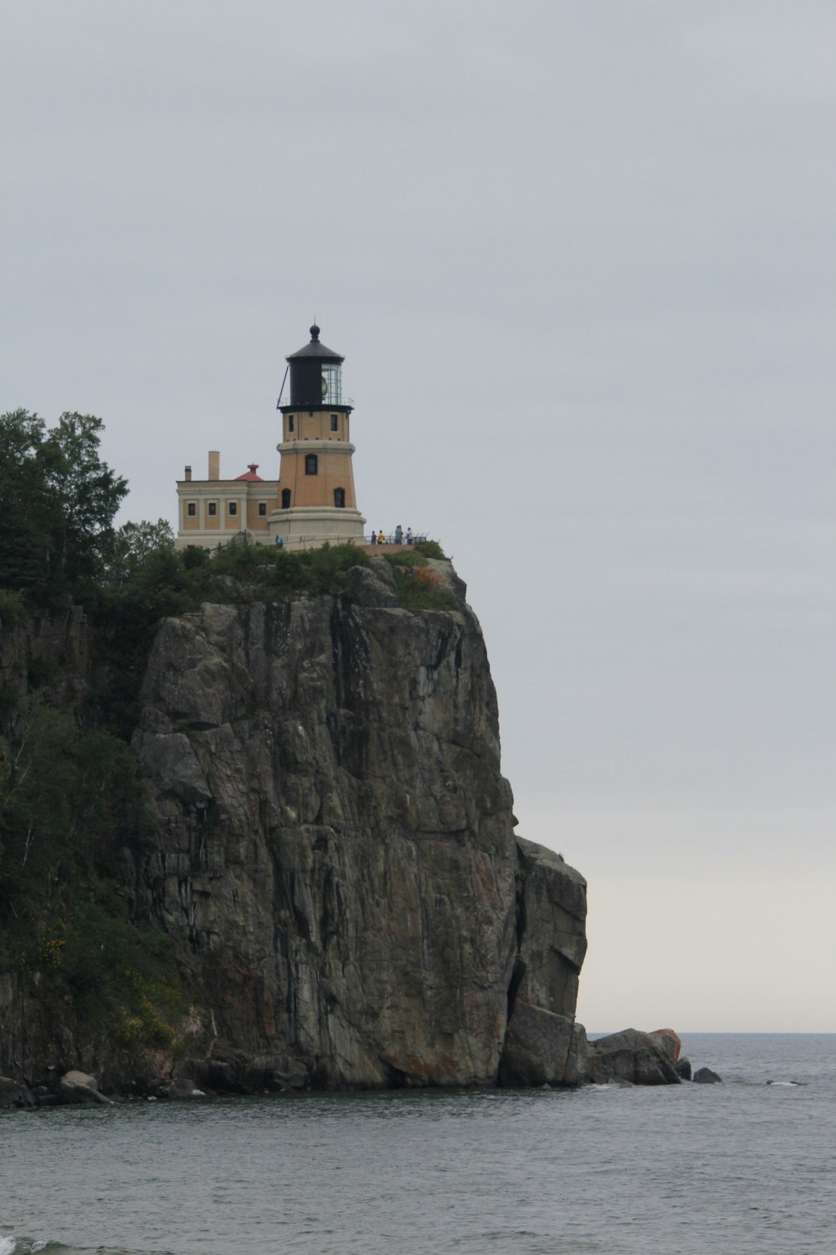 Faro de Split Rock en el lago Superior
