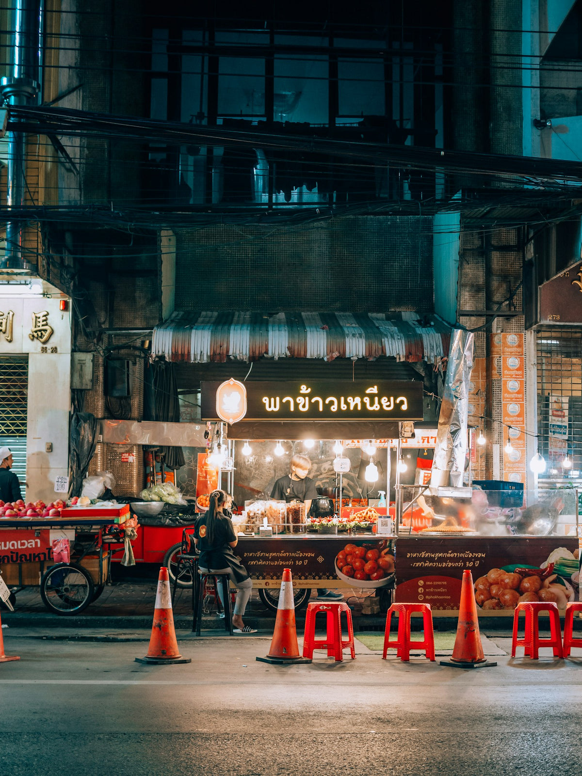 Puesto de comida callejera en Bangkok