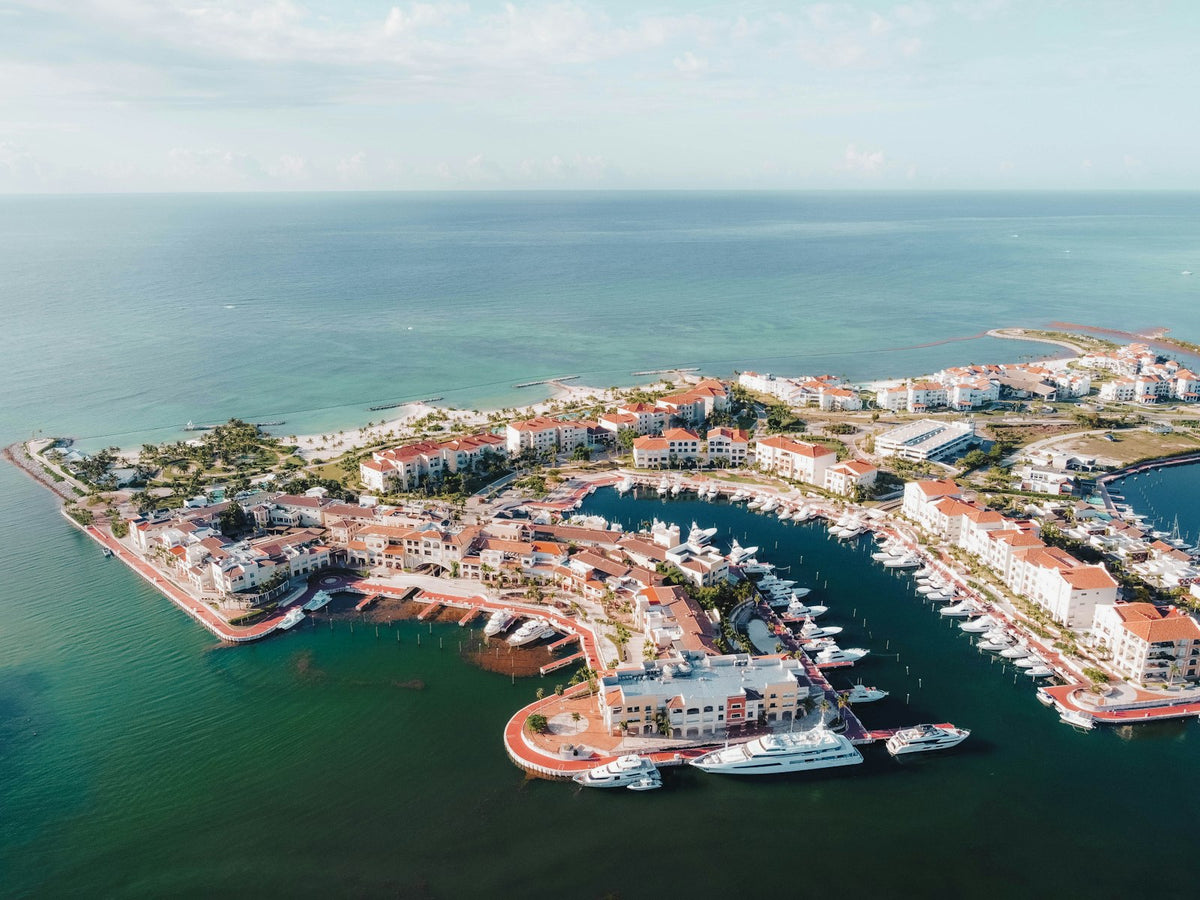 Marina vista desde el aire