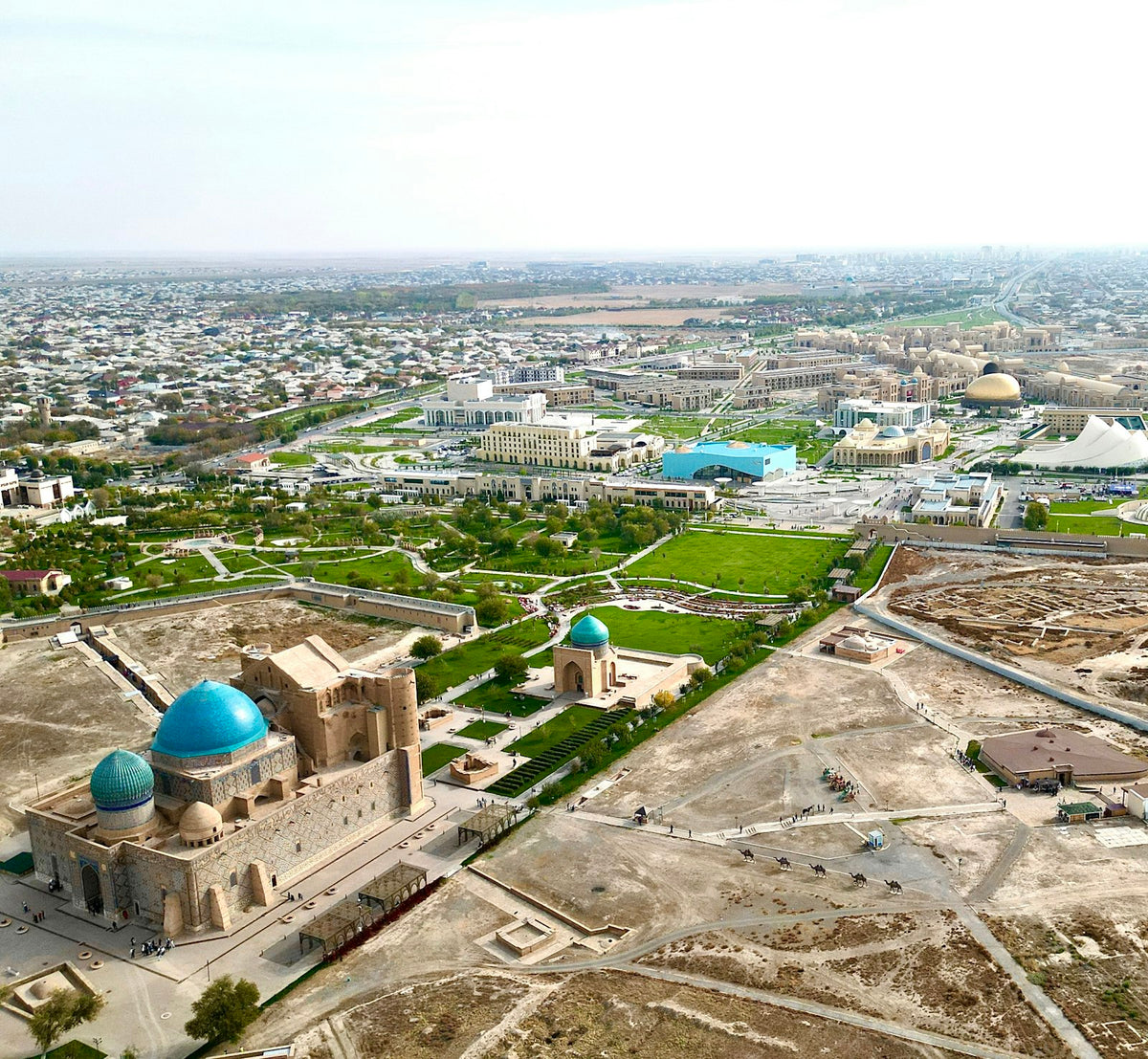 Mezquita de cúpula azul en Turkmenistán