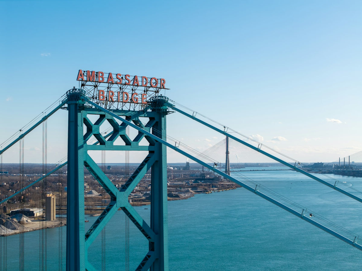 Puente Ambassador en Detroit